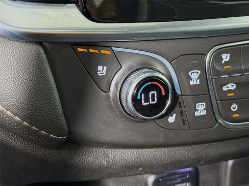 Used 2023 Chevrolet Traverse Premier w/ LPO, Floor Liner Package AWD/4WD image 25