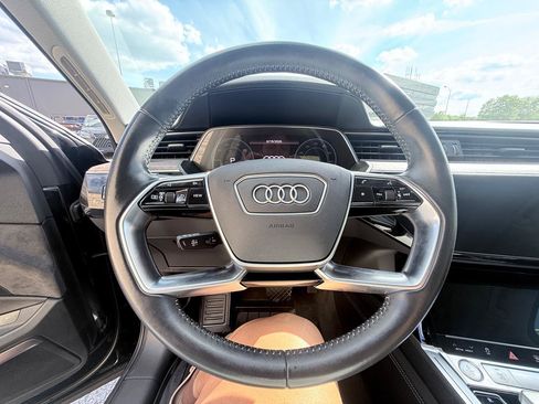 Used 2019 Audi e-tron Prestige w/ Prestige Package AWD/4WD image 14
