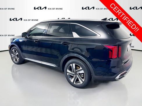 Certified 2023 Kia Sorento SX Prestige w/ Panoramic Sunroof Package AWD/4WD image 6