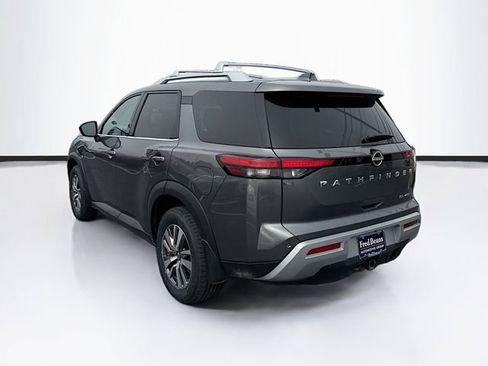 Used 2023 Nissan Pathfinder SL image 6