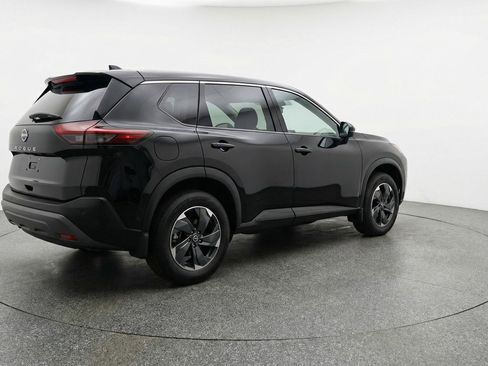 Used 2025 Nissan Rogue SV AWD/4WD image 9