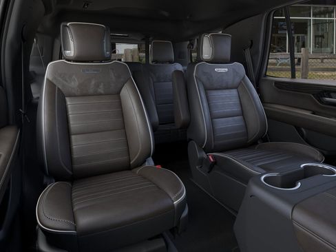 New 2026 GMC Yukon Denali Ultimate image 17