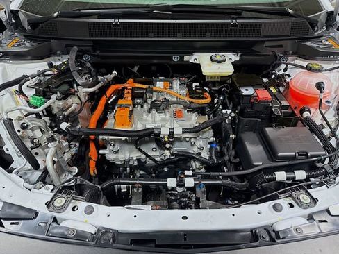 New 2026 Chevrolet Equinox EV LT image 33