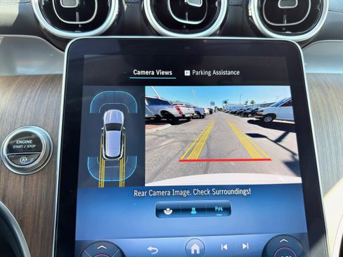 Used 2024 Mercedes-Benz GLC 300 w/ Winter Package image 36