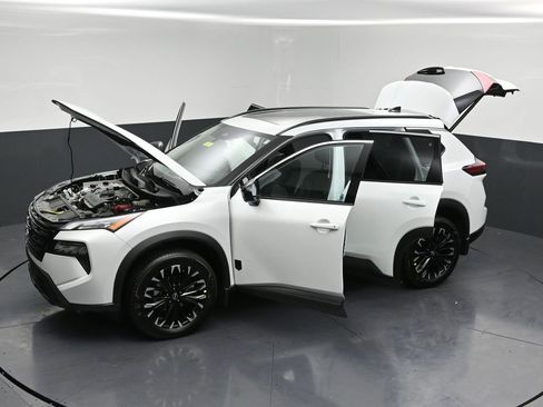 New 2026 Nissan Rogue SV AWD/4WD image 31