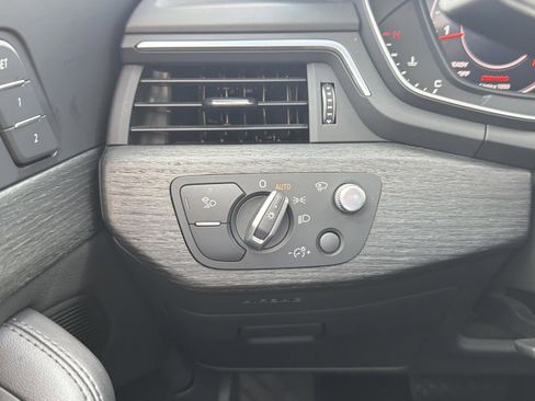 Used 2018 Audi A4 2.0T Prestige image 14