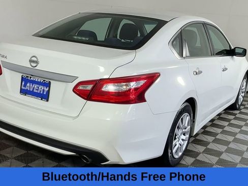 Used 2016 Nissan Altima 2.5 S w/ Power Driver Seat Package image 5