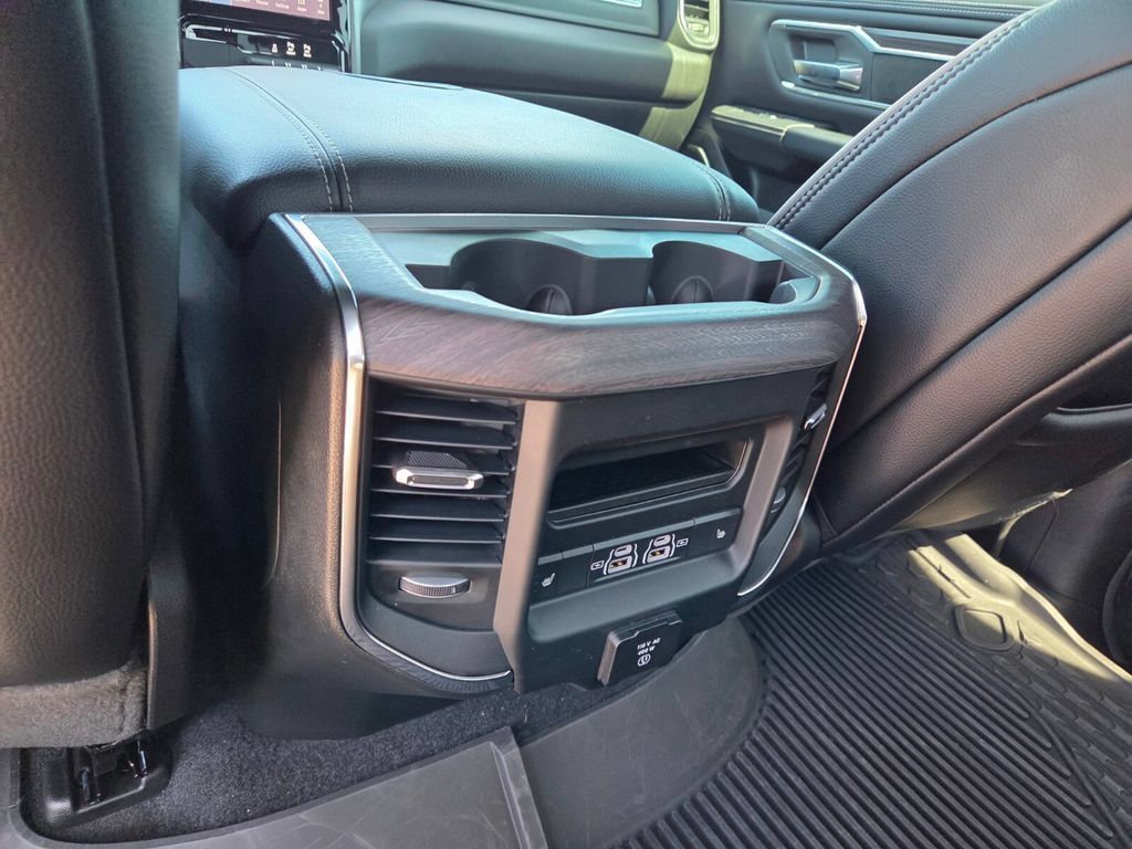 Used 2026 RAM 1500 Laramie w/ Sport Appearance Package AWD/4WD image 9