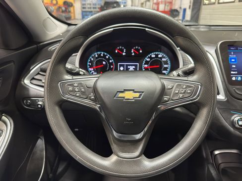 Used 2024 Chevrolet Malibu LT image 20