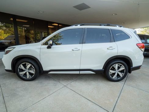 Used 2019 Subaru Forester Touring w/ Popular Package #3 AWD/4WD image 4