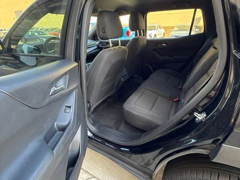Used 2025 Chevrolet Equinox LT AWD/4WD image 14