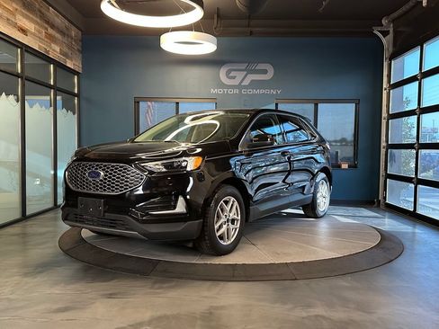 Used 2024 Ford Edge SEL AWD/4WD image 7