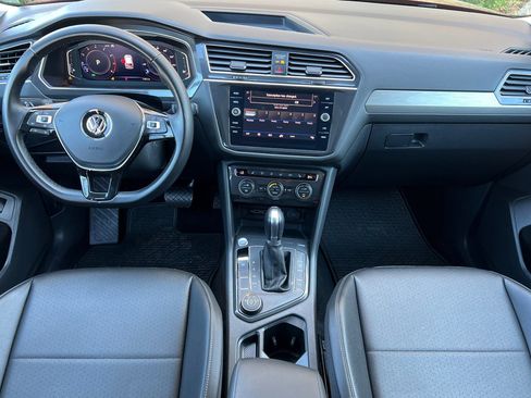 Used 2019 Volkswagen Tiguan SEL image 13