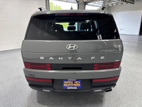 Used 2025 Hyundai Santa Fe SEL AWD/4WD image 6
