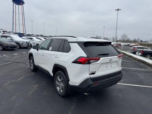 New 2025 Toyota RAV4 XLE w/ Convenience Package image 5