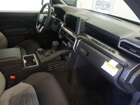 New 2026 Toyota Tacoma TRD Off-Road AWD/4WD image 24