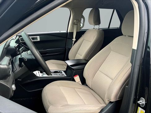 Used 2023 Ford Explorer 4WD image 16