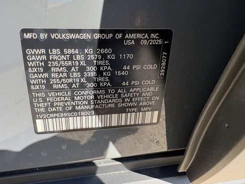 Used 2025 Volkswagen ID.4 Pro RWD image 29