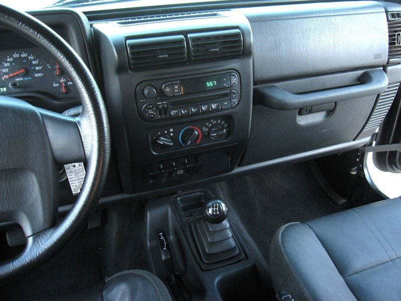 Used 2004 Jeep Wrangler X w/ Wheel Plus Group AWD/4WD image 20