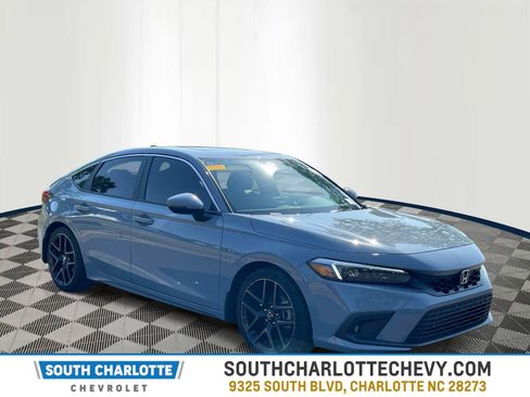 Used 2024 Honda Civic Sport Touring image 1