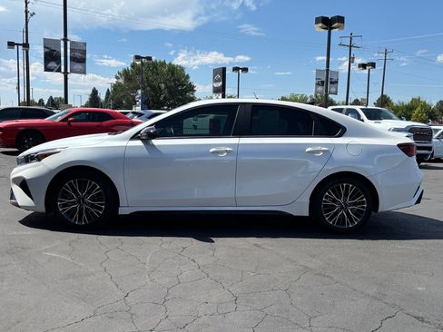 Used 2024 Kia Forte GT-Line w/ GT-Line Premium Package FWD image 8