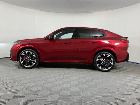 Used 2025 BMW X2 xDrive28i w/ Premium Package image 2