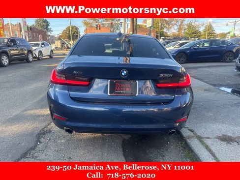 Used 2021 BMW 330i xDrive Sedan w/ Convenience Package image 4