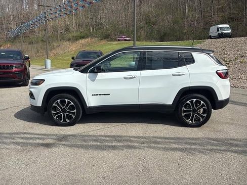 Used 2022 Jeep Compass Limited AWD/4WD image 6