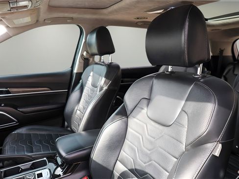 Used 2022 Kia Telluride SX w/ SX Prestige Package image 10