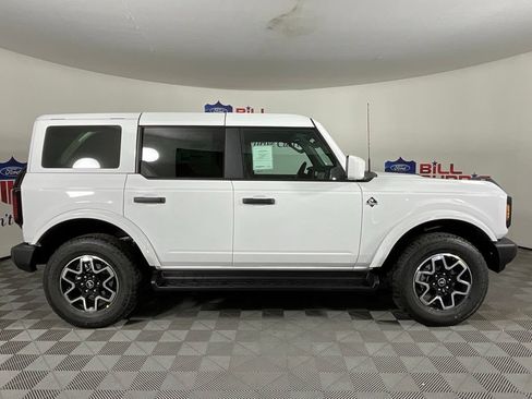 New 2026 Ford Bronco Outer Banks AWD/4WD image 2