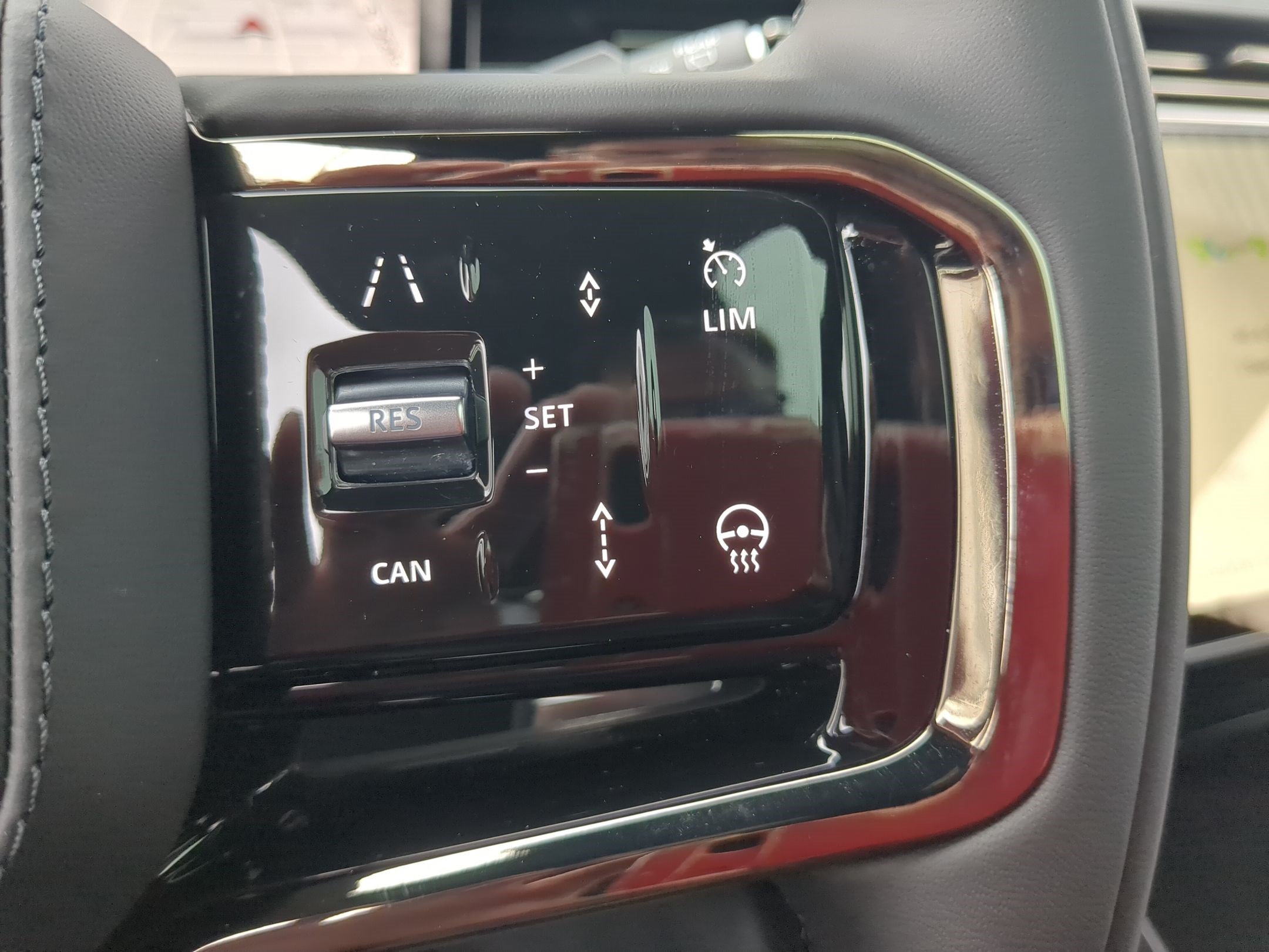 New 2027 Land Rover Range Rover Sport Twenty Edition AWD/4WD image 17