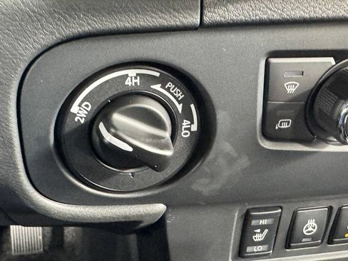 New 2026 Nissan Frontier PRO-4X w/ Pro-4x Convenience Package AWD/4WD image 26