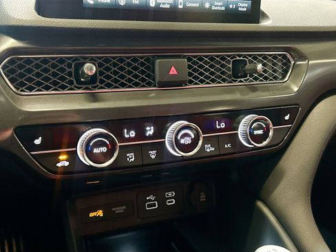 Used 2024 Acura Integra A-Spec image 15