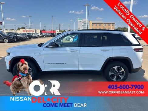 Used 2024 Jeep Grand Cherokee Limited 4xe image 2