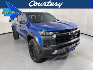 Used 2024 Chevrolet Colorado Trail Boss w/ Technology Package AWD/4WD video 1