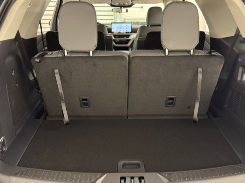 New 2026 Ford Explorer Active w/ Active Comfort Package image 23