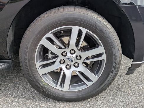 Certified 2024 Ford Expedition Limited RWD image 11