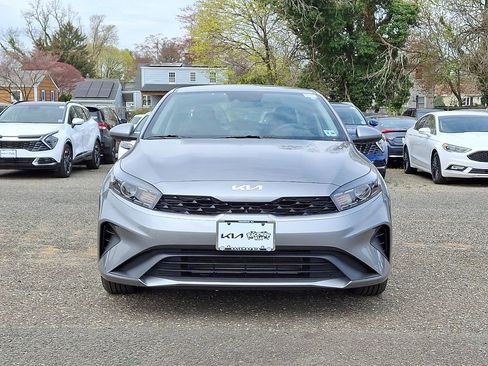 Certified 2023 Kia Forte LXS FWD image 2