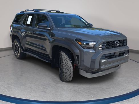 Used 2025 Toyota 4Runner TRD Sport Premium AWD/4WD image 3