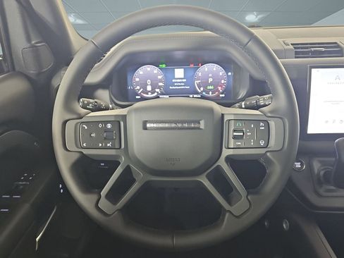 Used 2025 Land Rover Defender 110 S AWD/4WD image 15