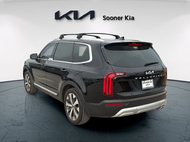 Used 2022 Kia Telluride EX w/ EX Premium Package FWD image 4