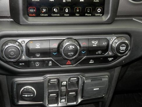 Used 2023 Jeep Gladiator Sport AWD/4WD image 31