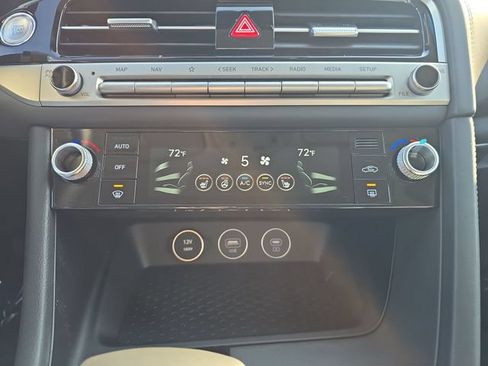 New 2026 Genesis G70 2.5T AWD/4WD image 19