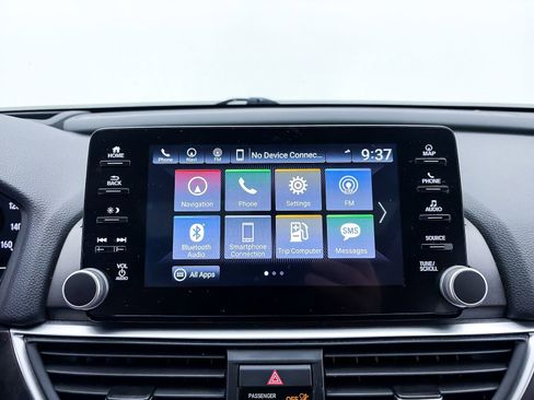 Used 2019 Honda Accord Touring image 20