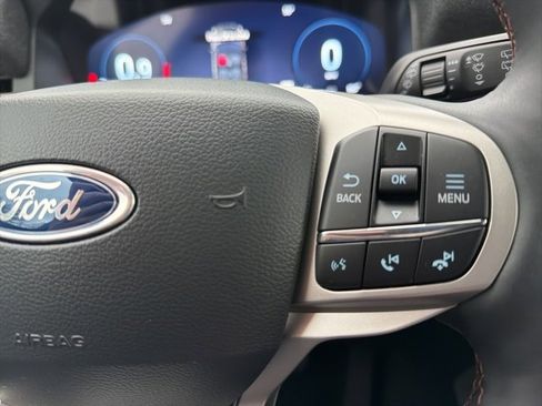 New 2026 Ford Explorer Active image 17