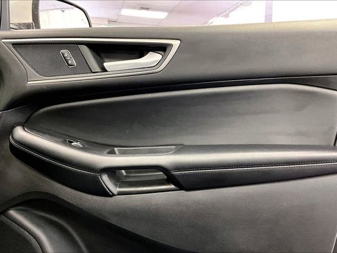 Certified 2022 Ford Edge SEL w/ Convenience Package image 23