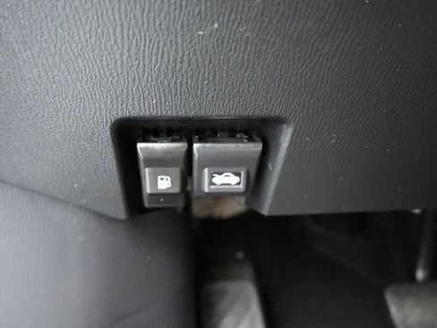 Used 2019 MAZDA CX-9 Touring image 24