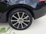 Used 2017 Volvo S60 T5 Inscription Platinum image 4