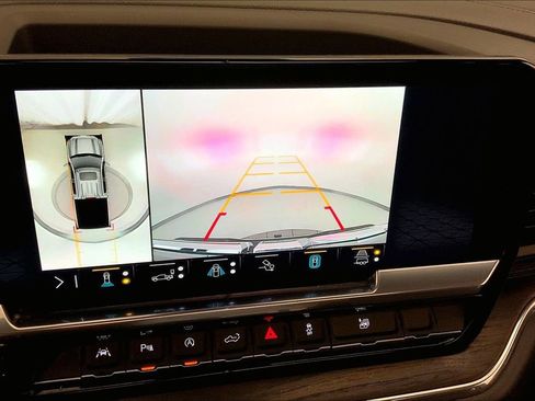 Used 2023 GMC Sierra 1500 SLT w/ SLT Premium Plus Package image 17