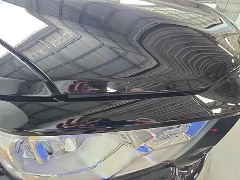 Used 2024 RAM 1500 Big Horn AWD/4WD image 7